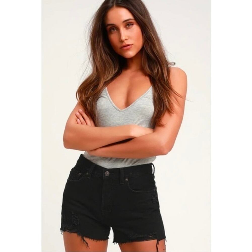 Free People $68 Size 29 Black Distressed Denim Shorts - Picture 6 of 7